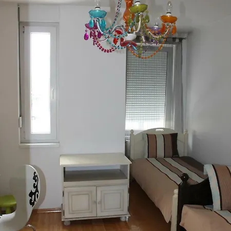 Apartment Apartman Pasha *